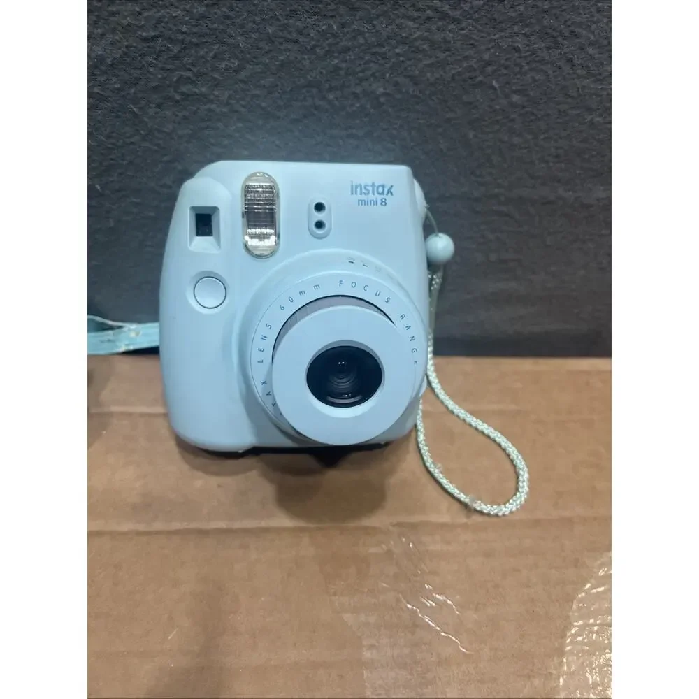 Fujifilm Instax Mini 8 Instant Film Camera Ice Blue Camera With Case READ